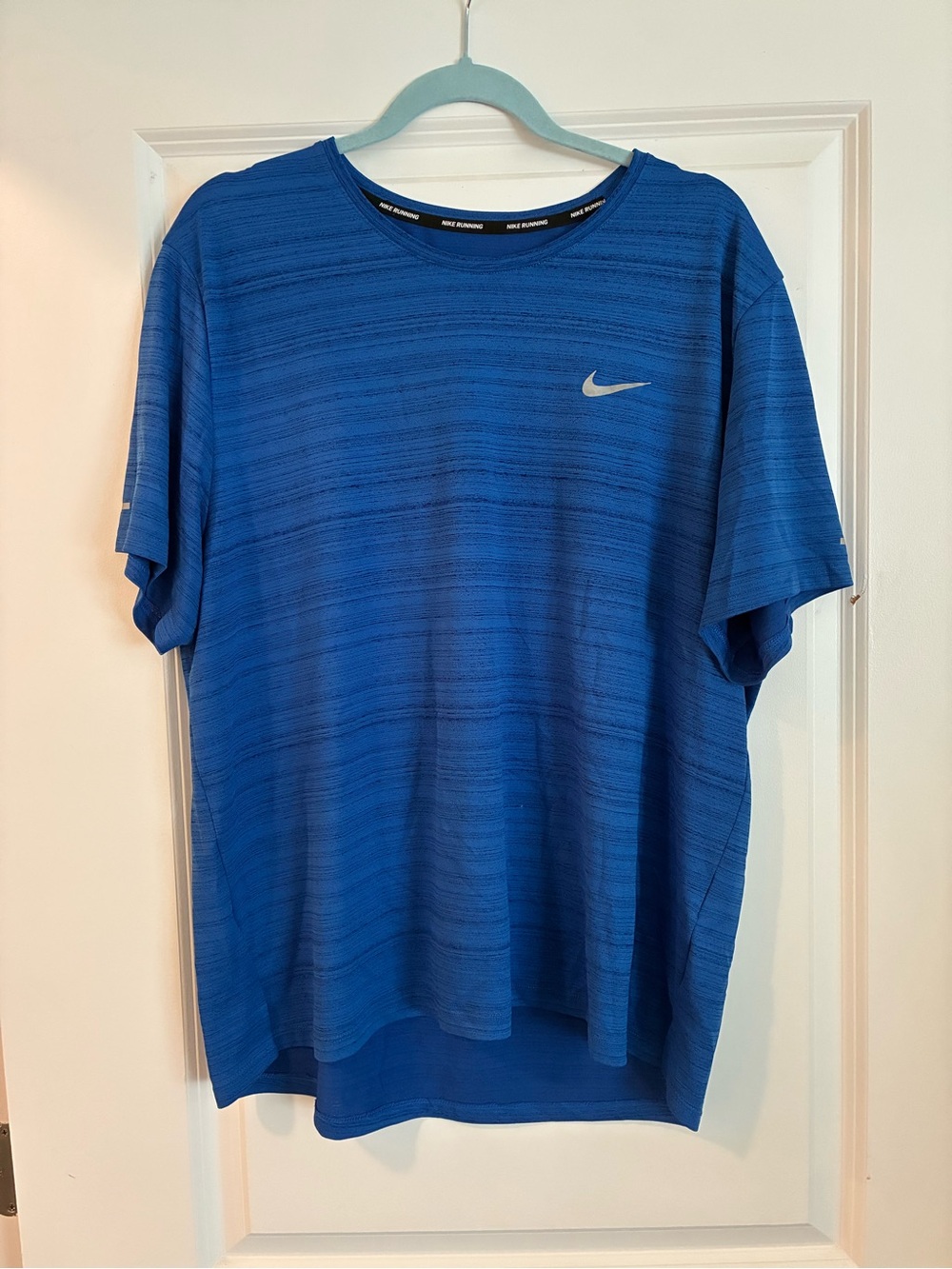Nike Men’s Royal Blue Short-Sleeve Performance Tee